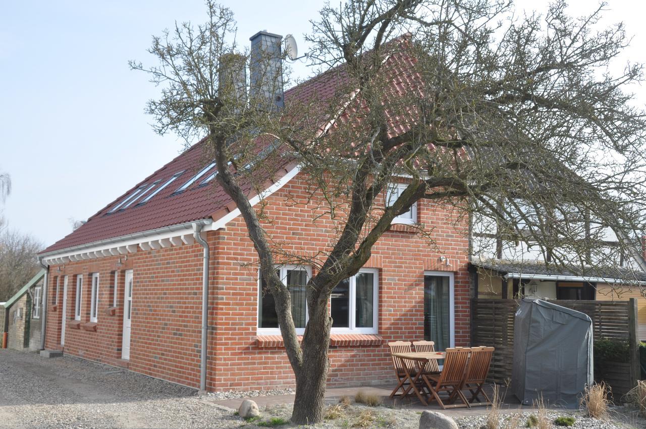 Hotel & Ferienunterkuenfte Hus Seeblick Fehmarn Bagian luar foto