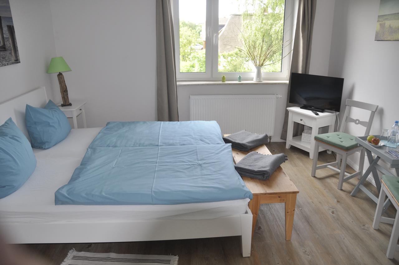 Hotel & Ferienunterkuenfte Hus Seeblick Fehmarn Bagian luar foto