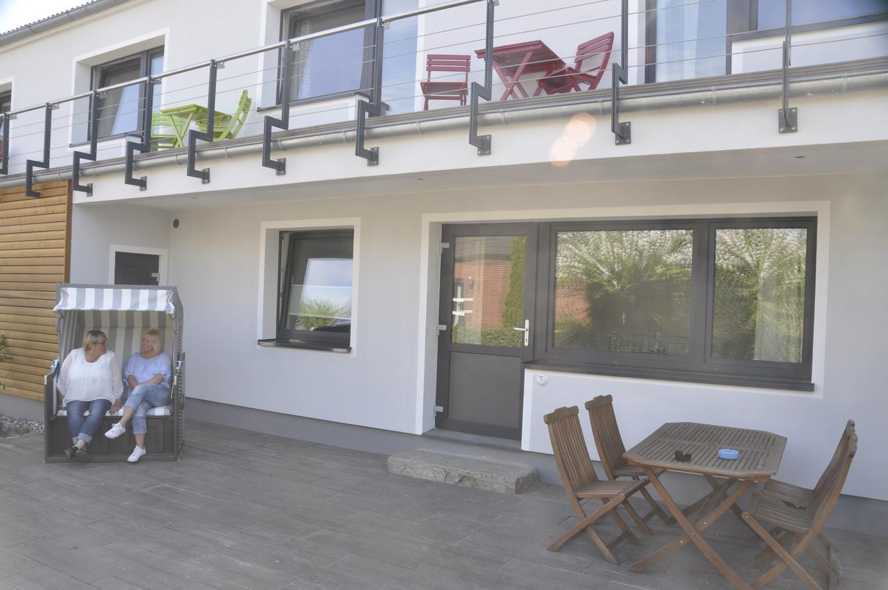 Hotel & Ferienunterkuenfte Hus Seeblick Fehmarn Bagian luar foto